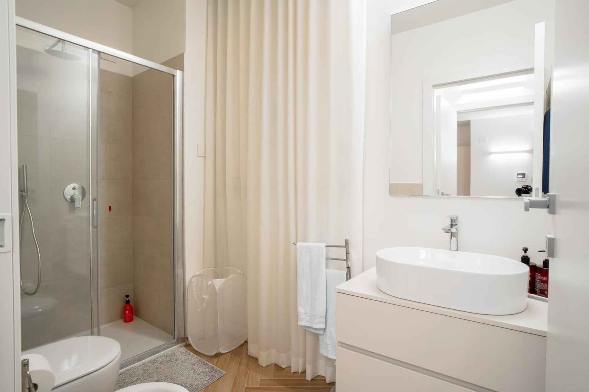 Iseo Lake - Free Wi-Fi And Private Parking Included Buitenkant foto