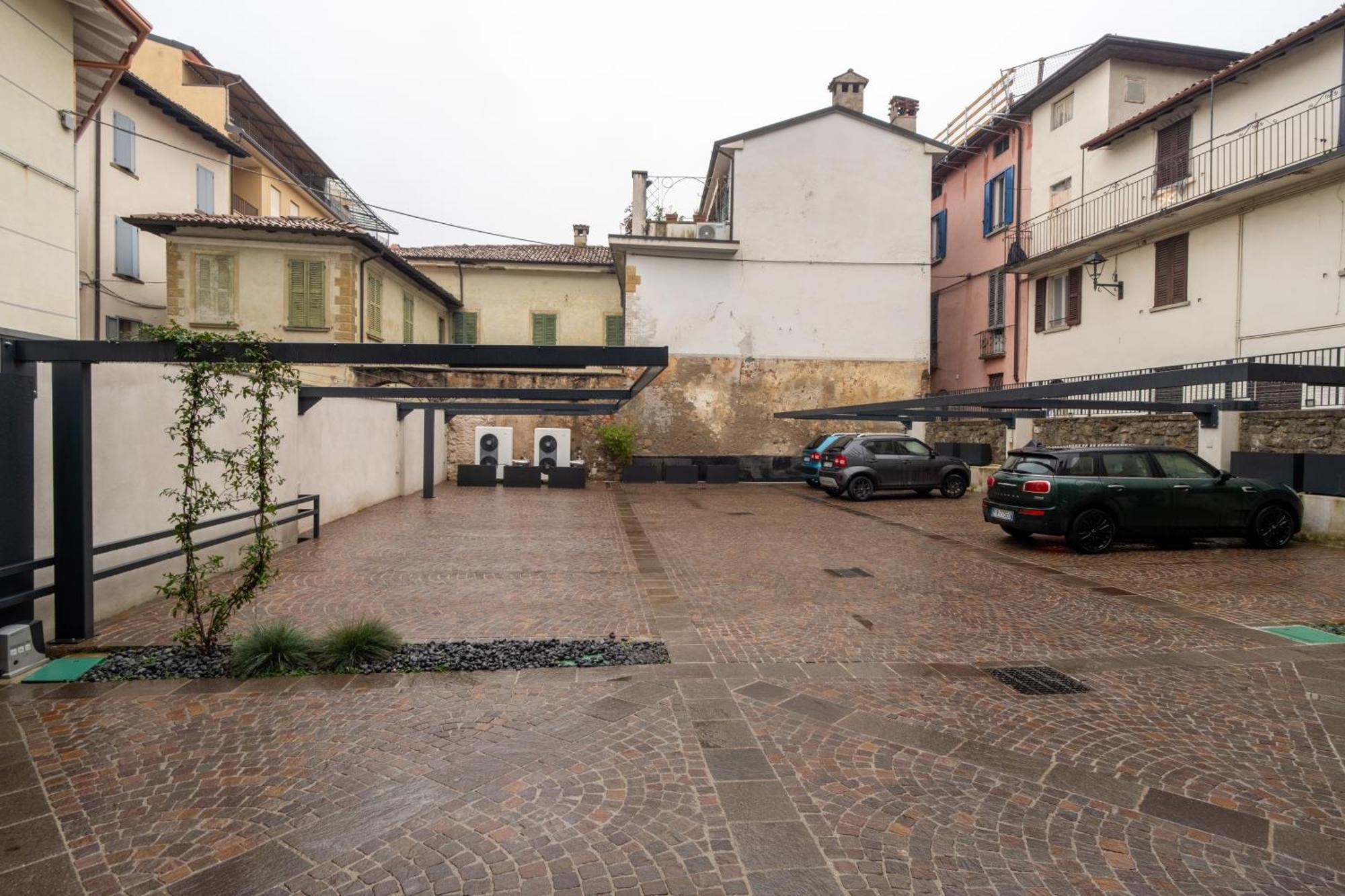 Iseo Lake - Free Wi-Fi And Private Parking Included Buitenkant foto